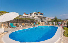4 Bedroom Awesome Home In Primosten